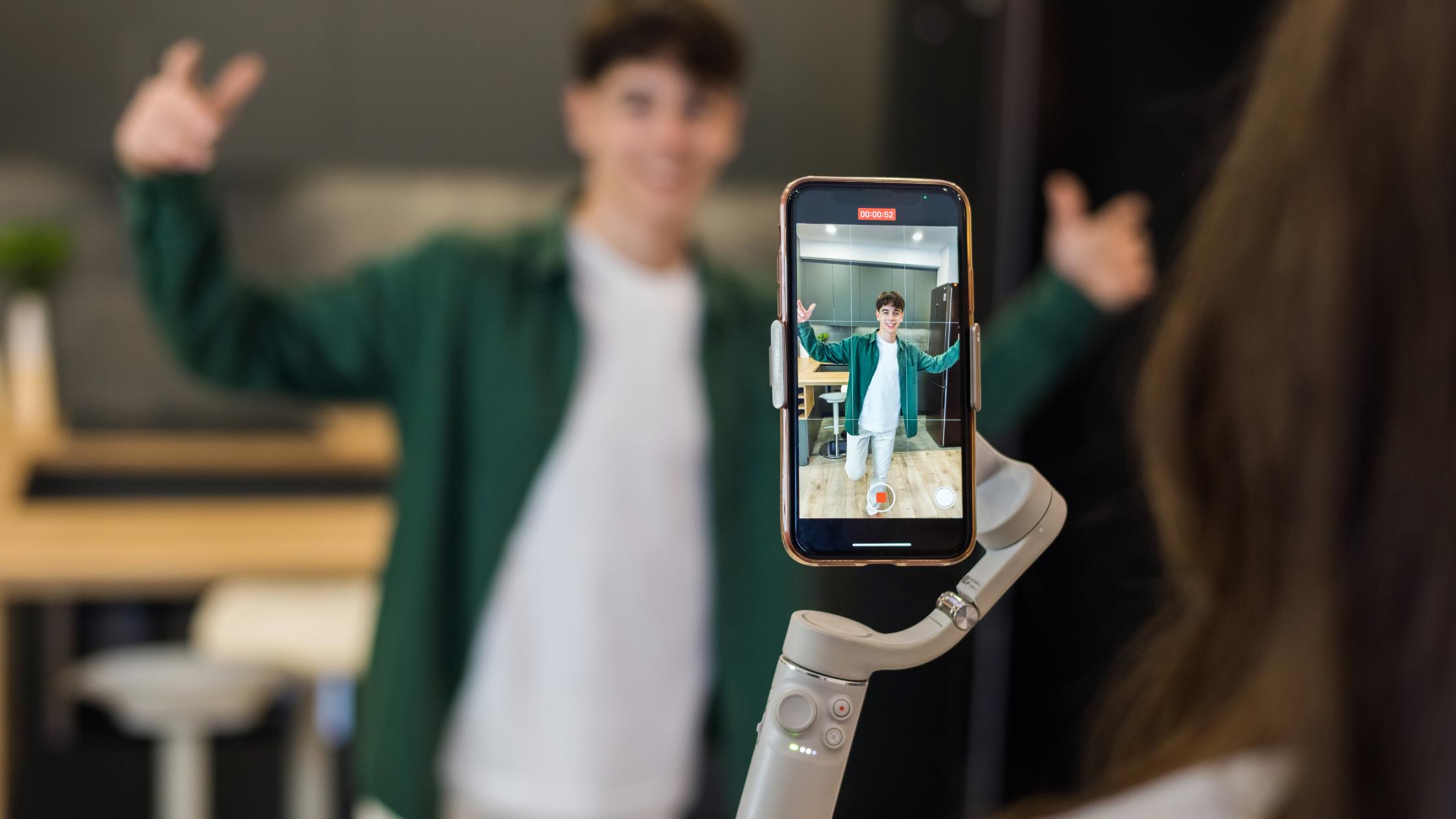 Crafting Compelling Video Content for Social Media